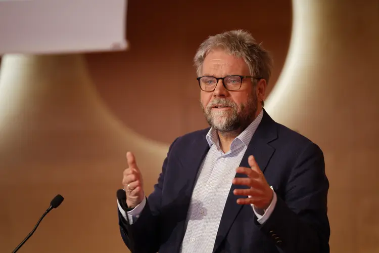 Prof. Dr. Martin Plümicke, stellvertretender Vorsitzender des Rechtsausschusses Prof. Dr. Martin Plümicke, stellvertretender Vorsitzender des Rechtsausschusses