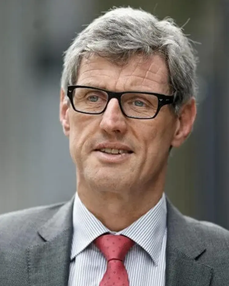 Professor Dr. Christian Heckel, Präsident des Verwaltungsgerichts Sigmaringen und Vorsitzender des Rechtsausschusses der württembergischen Landessynode.
