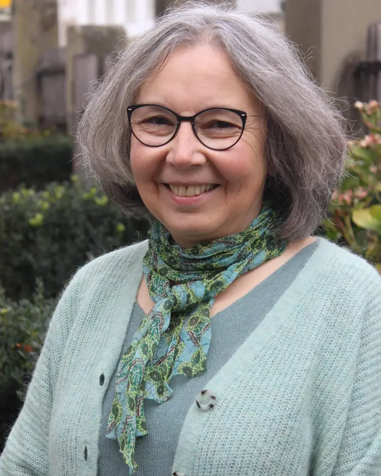 Dekanin Sabine Waldmann ist es wichtig, dass die sterbenden Menschen spüren, dass sie nicht allein sind.