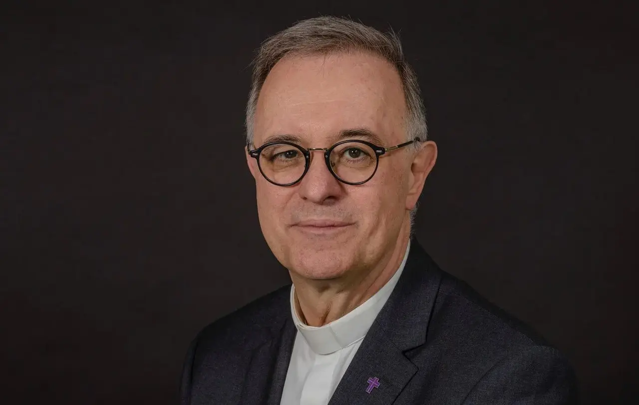 Landesbischof Dr. h. c. Frank Otfried July.