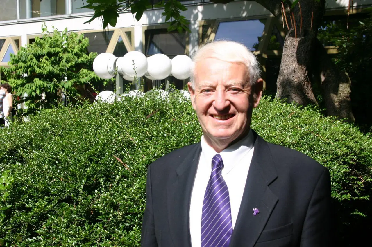 Archivbild aus 2005 von Altlandesbischof Dr. Gerhard Maier