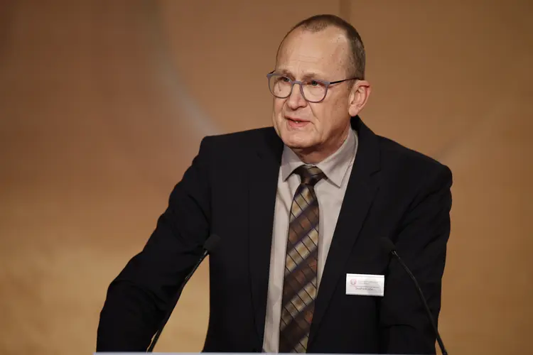 Siegfried Jahn, Vorsitzender des Ausschusses für Bildung und Jugend Siegfried Jahn, Vorsitzender des Ausschusses für Bildung und Jugend