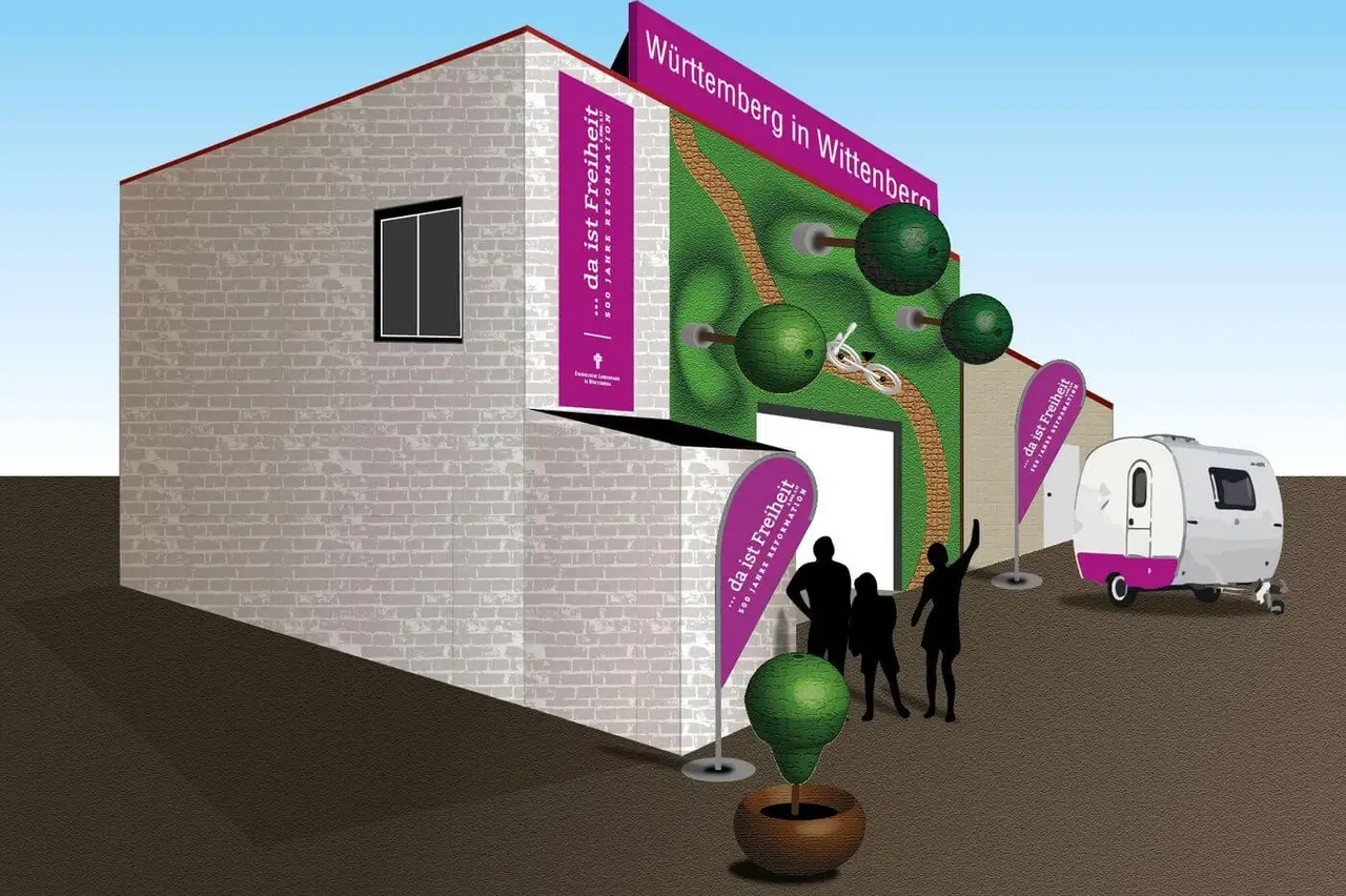 Dr. Alina Schick sorgt dafür, dass in der Württemberger Halle Weinberge von den Wänden hängen und Bäume horizontal aus der Wand wachsen.