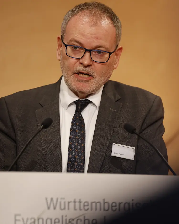 Stefan Werner, Direktor im Oberkirchenrat