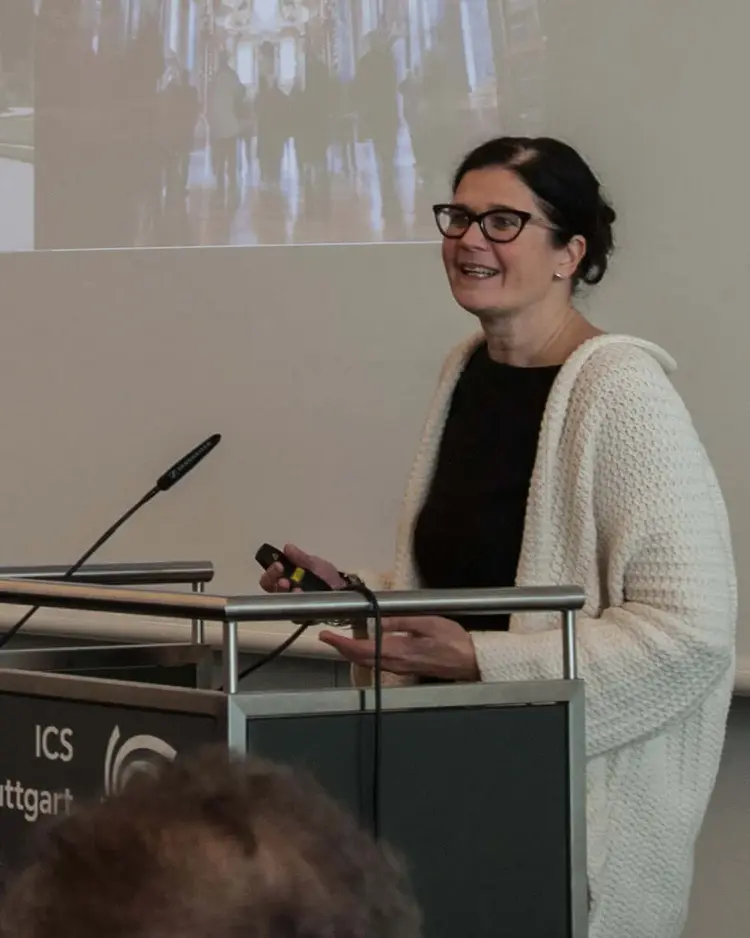 Eva Brucker, Professorin für eTourism sowie Innovation &amp; Management im Tourismus in Salzburg, hier auf der CMT 2018