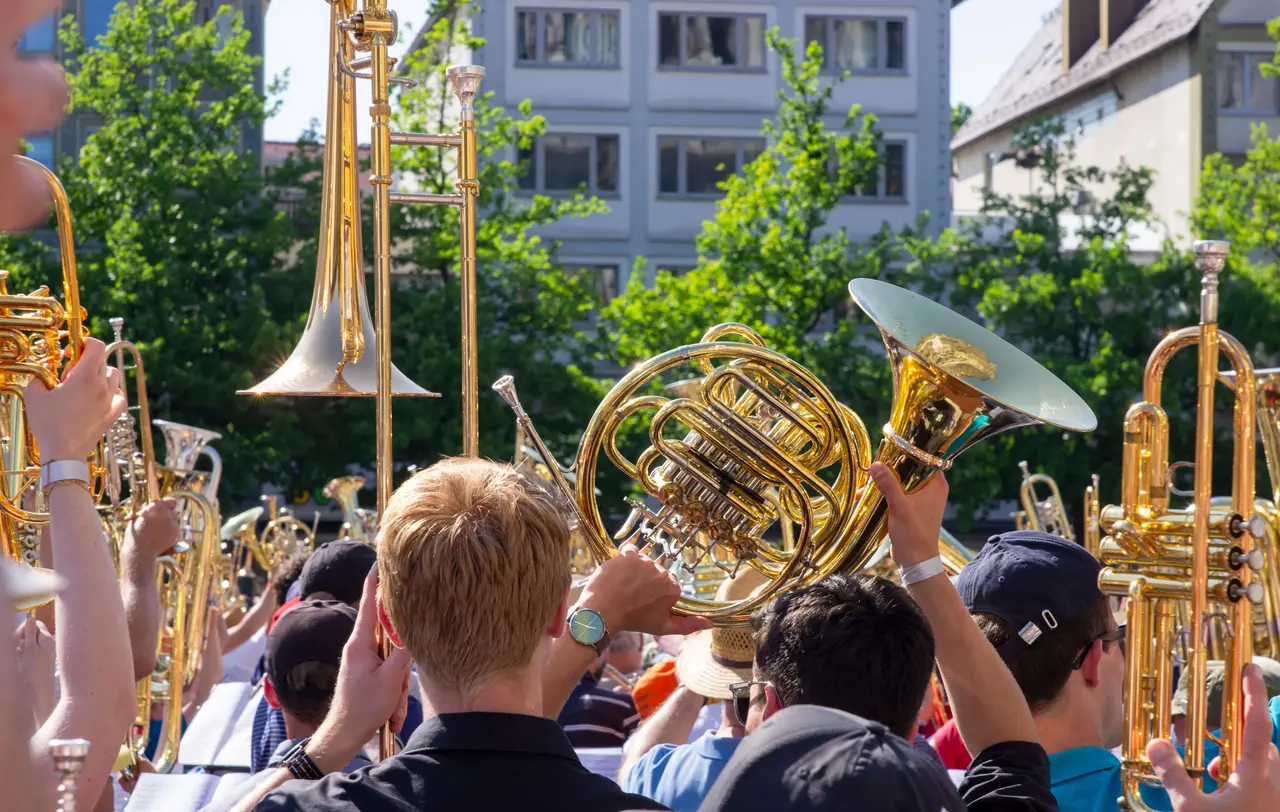EJW_Landesposaunentag_Ulm_Abschluss_11 Bei der Schlussfeier gab es neben Chorälen auch Stücke wie „Thank you for the music“ von ABBA zu hören.