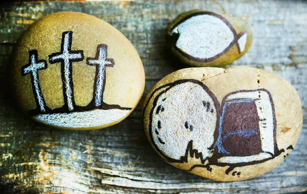 Neue Konzepte, neue Ideen: für das Osterfest 2021 haben viele Kirchengemeinden außergewöhnliche Wege gefunden.