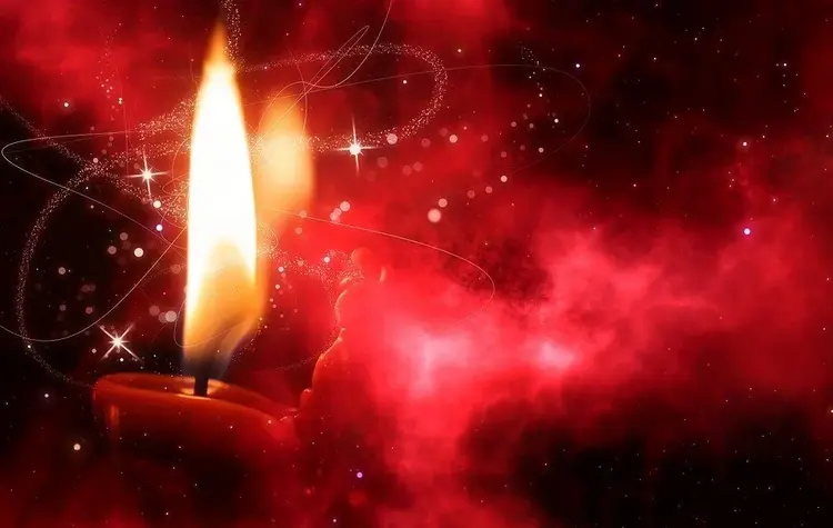 Vom 1. bis zum 24. Dezember gibt's Online-Impulse zum Thema Advent, Weihnachten und „Unter anderen Umständen“.