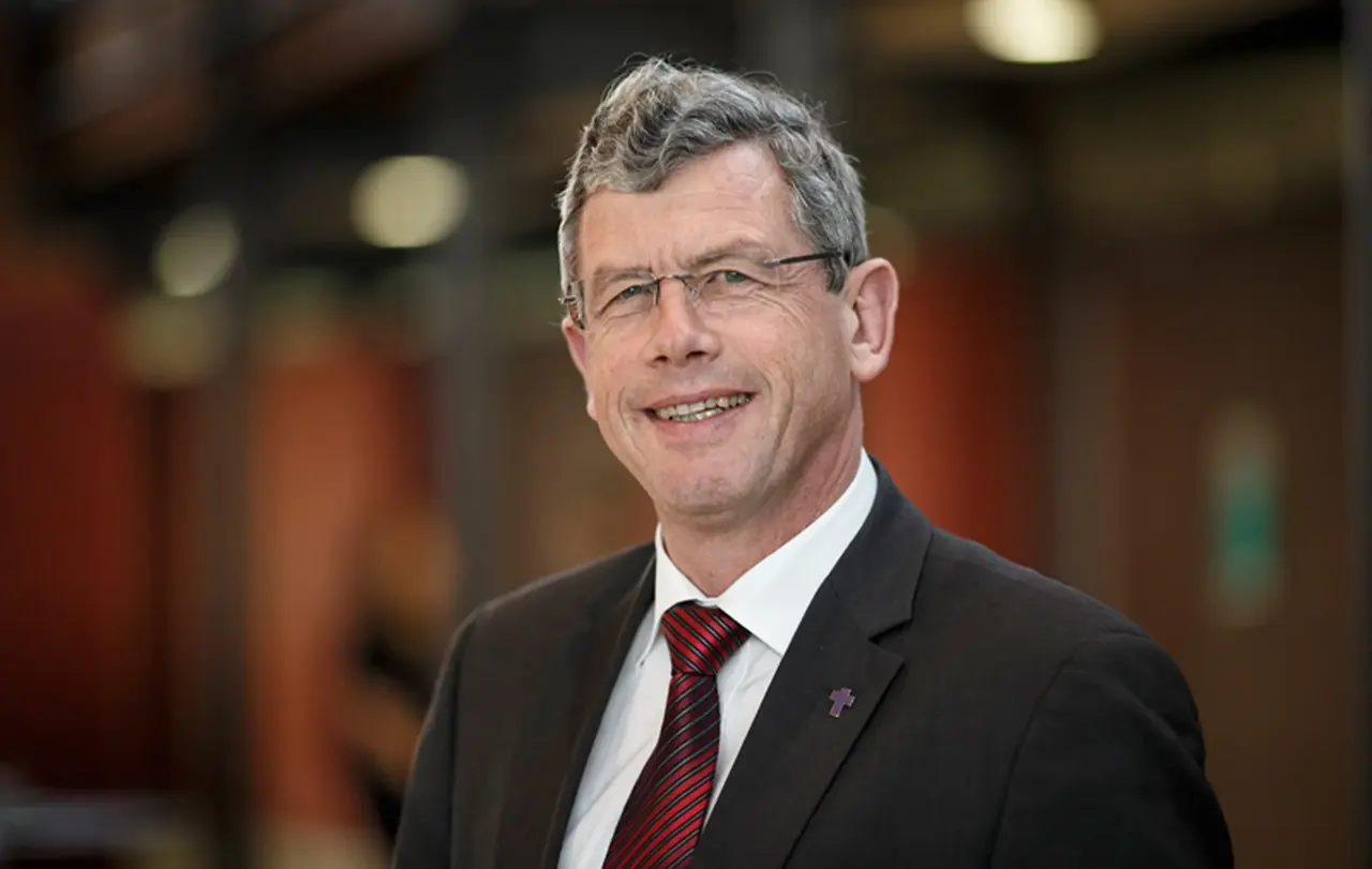 Oberkirchenrat Prof. Dr. Ulrich Heckel Schwäbisch Gmünd, DEU, 26.11.2012
14. Ev. Synode in Schwäbisch Gmünd.
© C) Gottfried Stoppel
No Model Release