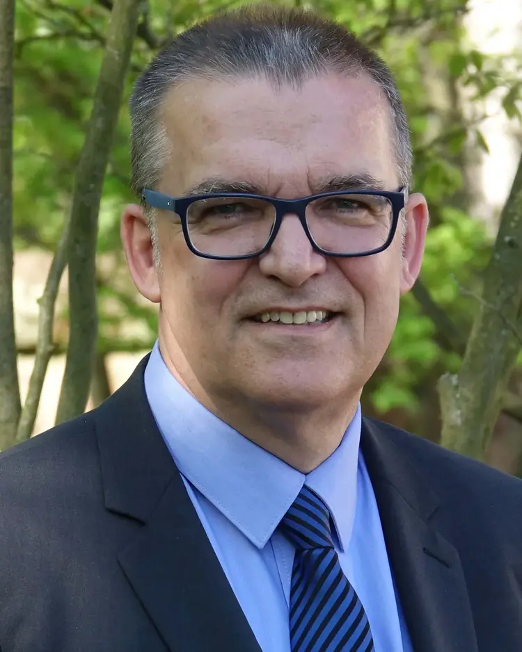 Oberkirchenrat Dr. Norbert Lurz geht in diesem Jahr erstmals für das Evangelische Jugendwerk an den Start des Stuttgart-Laufs.