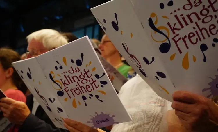 "... da klingt Freiheit" mit viel Chormusik