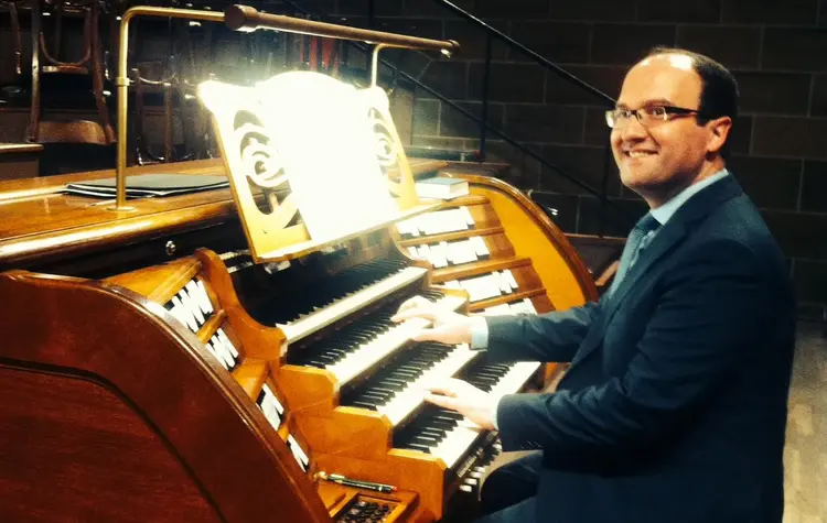 Für Jens Wollenschläger ist die Orgel das ideale Instrument für den Kirchenraum.