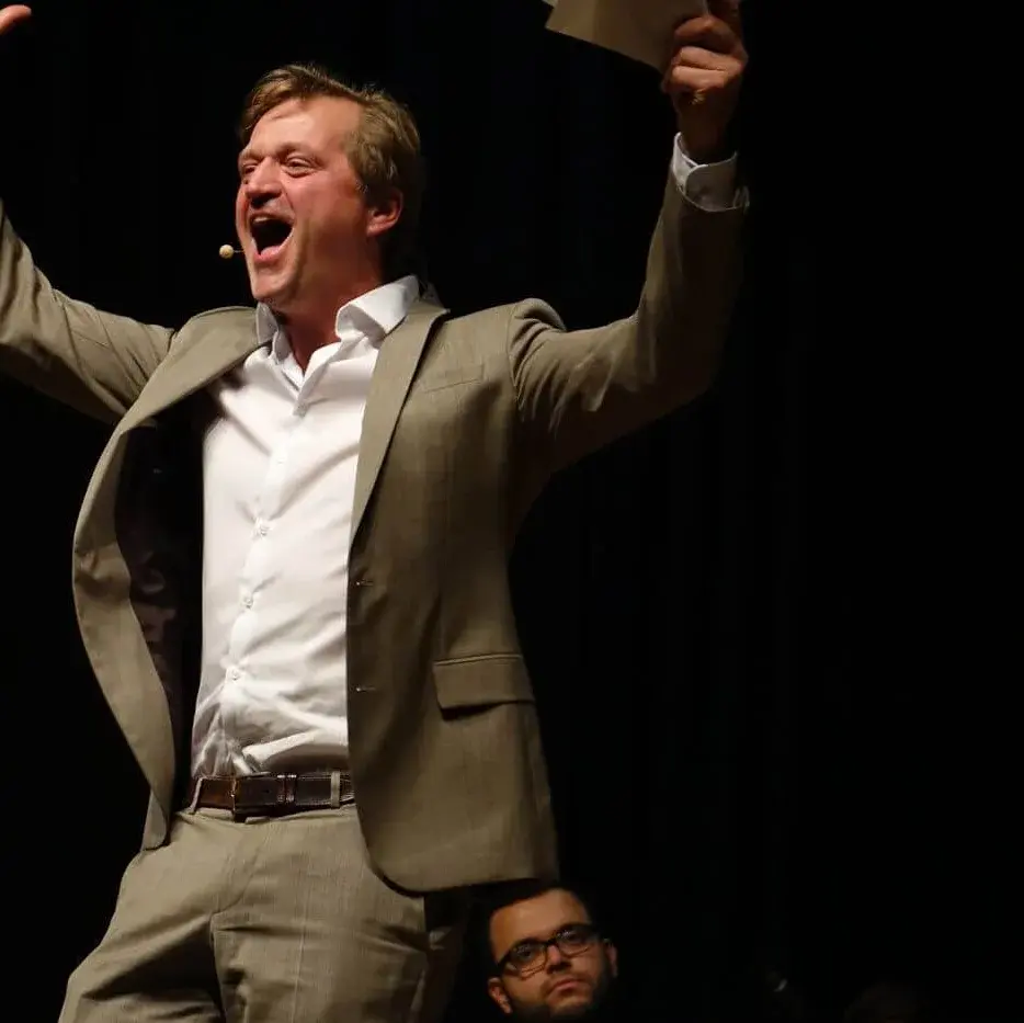 Schauspieler Patrick von Blume gibt als Luther alles.