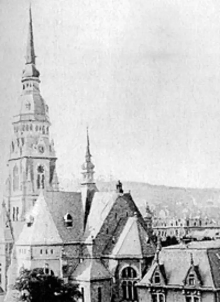 In der Gemarker Kirche, im Wuppertaler Stadtteil Barmen, verabschiedete die Bekenntnissynode 1934 die Barmer Erklärung.