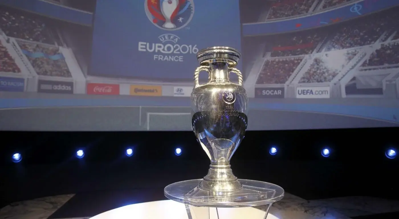 Der "Coupe Henri Delaunay", der UEFA-EM-Pokal.