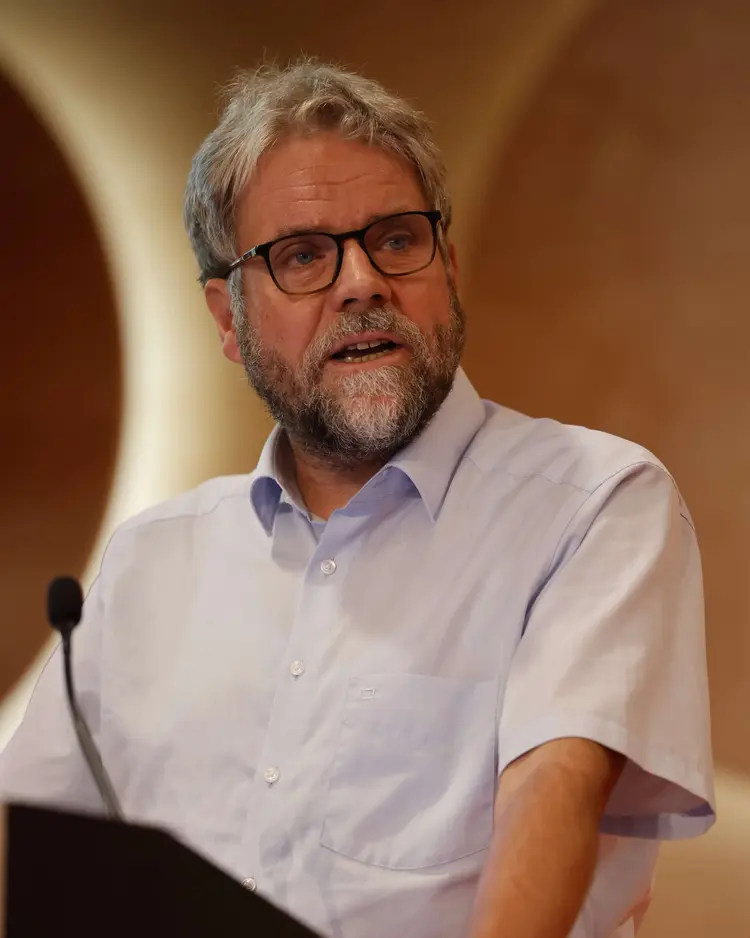 Prof. Dr. Martin Plümicke