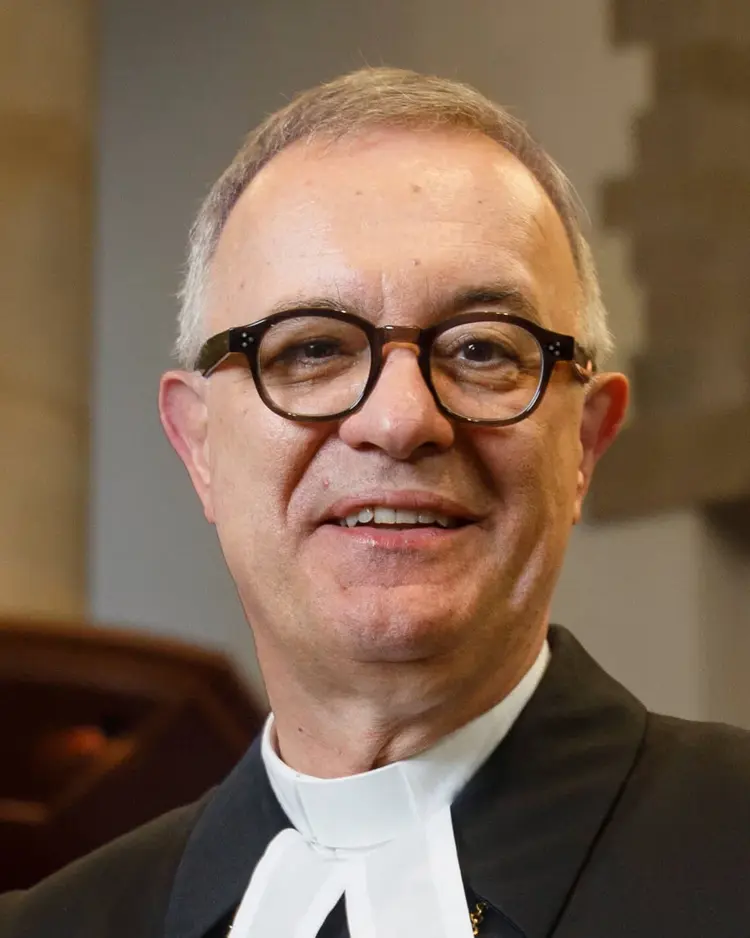 Landesbischof Dr. h. c. Frank Otfried July.