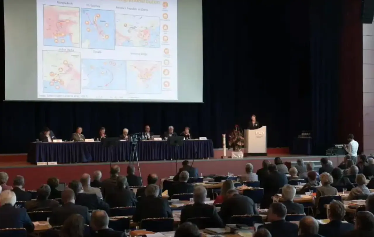 Noch bis einschließlich Mittwoch tagt die EKD-Synode in Dresden; Schwerpunktthema ist Frieden.