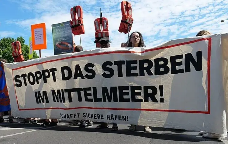 Mit der Gründung des Bündnisses „Städte Sichere Häfen" unterstützen bislang zwölf deutsche Städte die Forderung, Bootsflüchtlingen eine sichere Bleibe zu verschaffen - über offizielle Aufnahmequoten hinaus (Archivfoto).