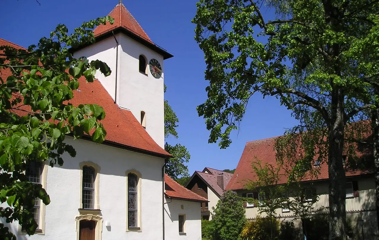 An der Andreaskirche in Würtingen war Theodor Dipper ab 1930 Pfarrer.