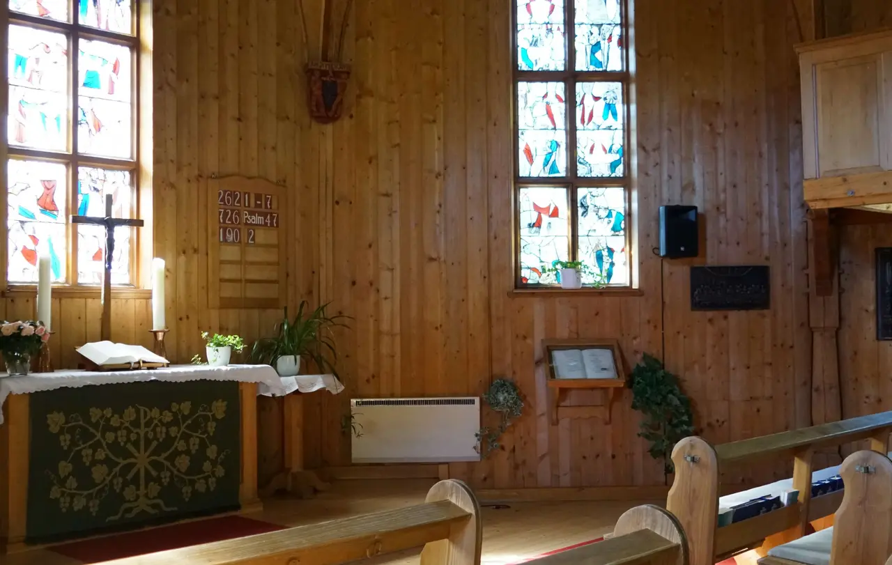 Blick ins Innere der Michaelskirche in Baiersbronn-Friedrichstal.