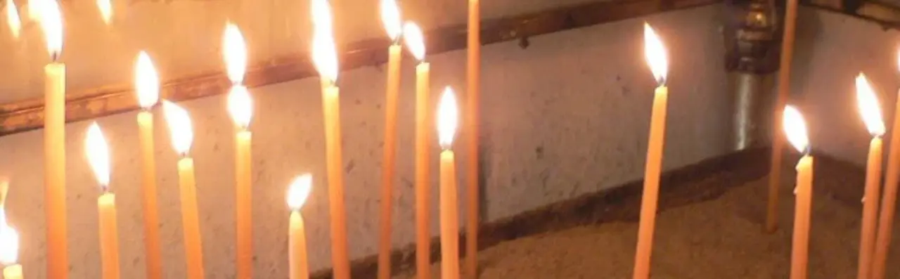 Gedenken an die Menschen, die im Laufe eines Kirchenjahres verstorben sind.