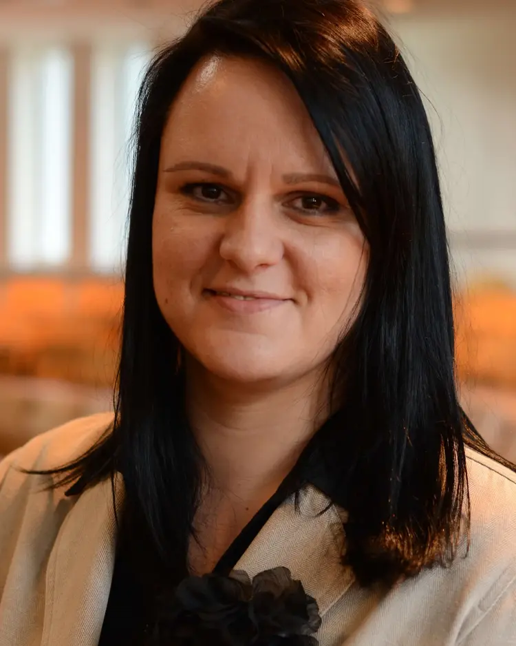 Die Studentenpfarrerin an der Evangelisch-theologischen Fakultät der Comenius-Universität in Bratislava, Erika Valková-Krištáková,  vertrtitt die Evangelische Kirche Augsburgischen Bekenntnisses in der Slowakei