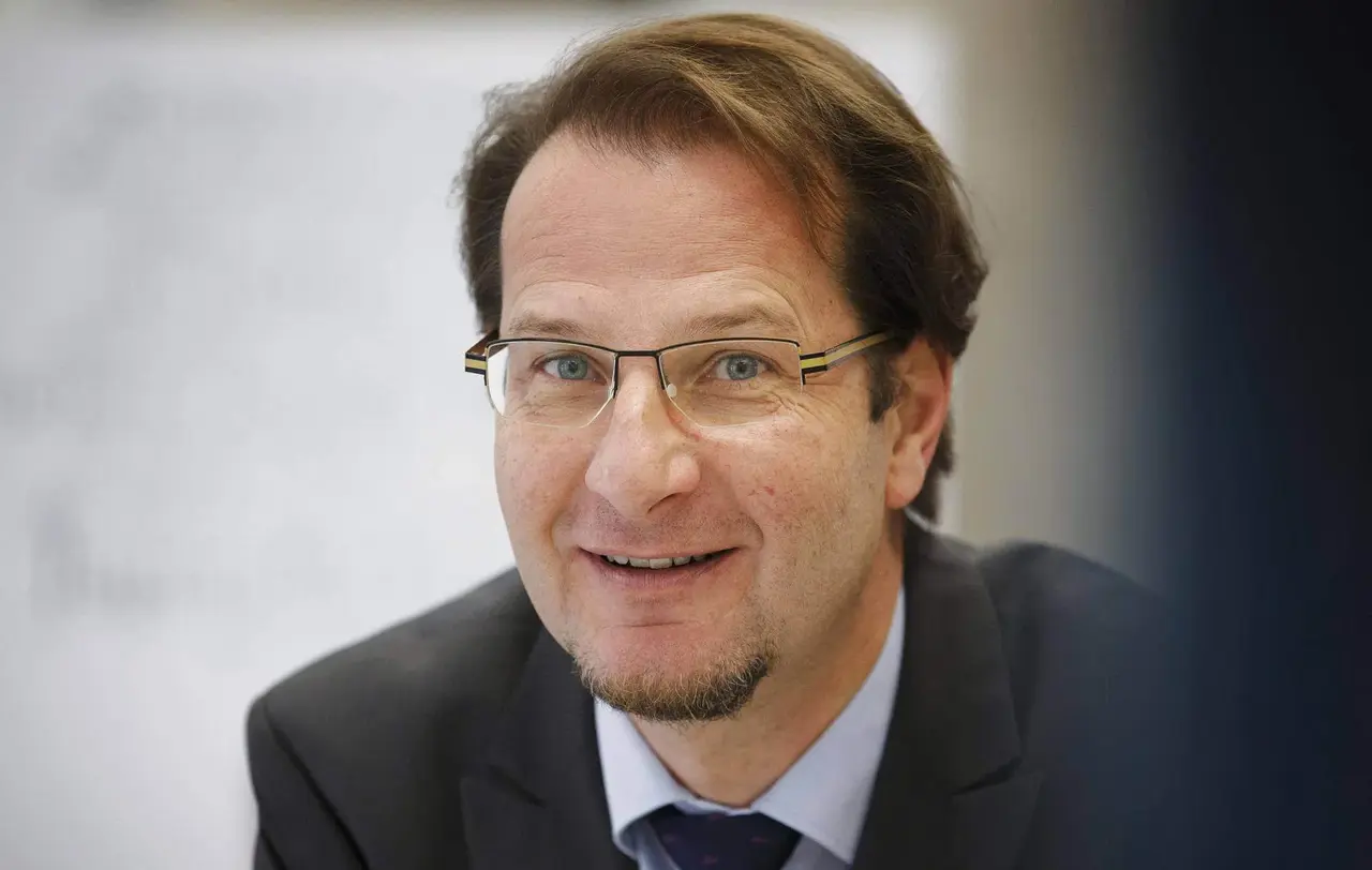 Pfarrer Helmut Liebs leitet die Stelle Fundraising und Stiftungsmanagement in der Landeskirche.