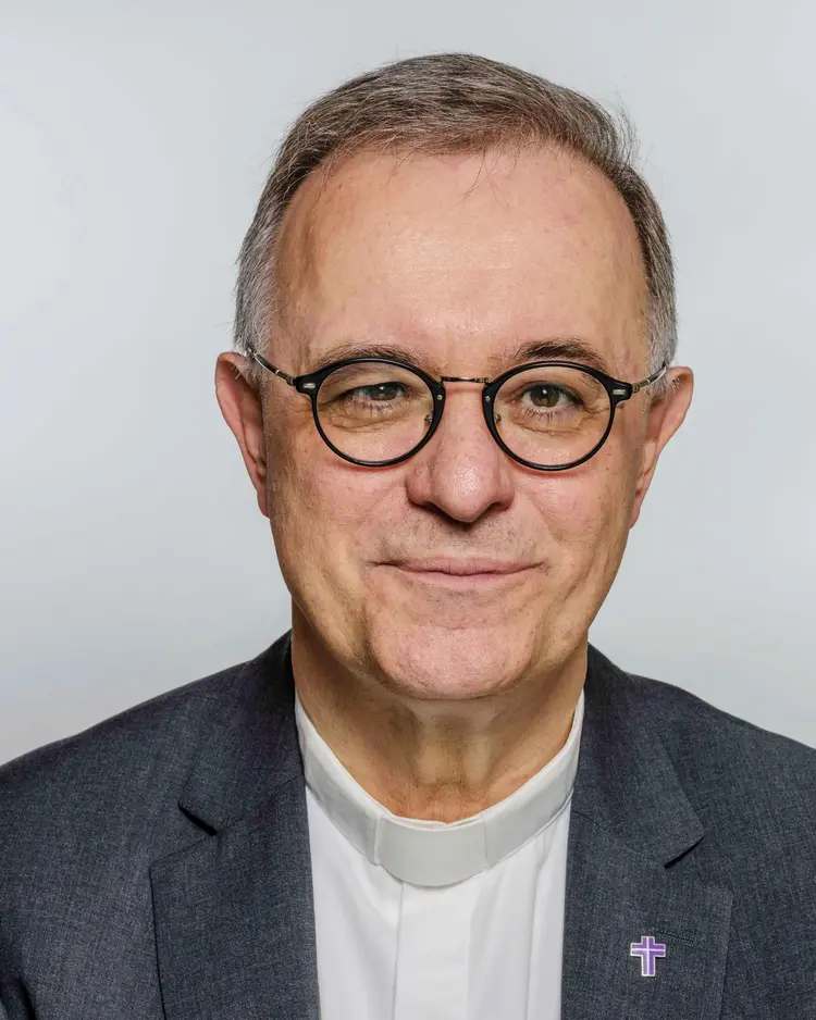 Landesbischof Frank Otfried July