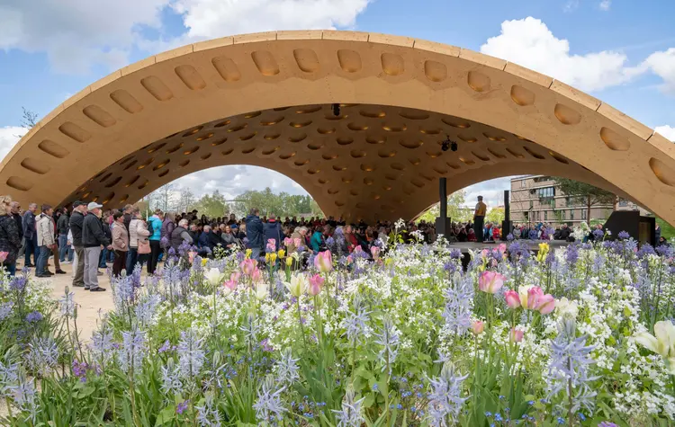 In diesem Holzpavillon findet der Gottesdienst am Pfingstmontag ab 10 Uhr statt.