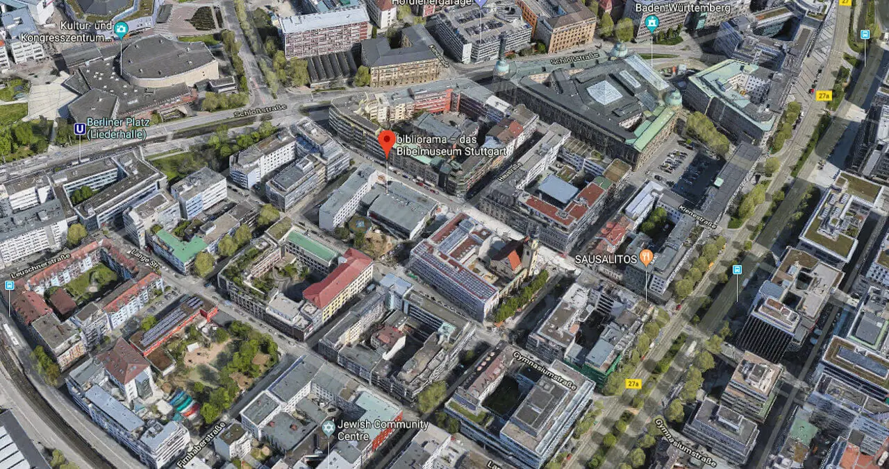 In der Büchsenstraße - direkt neben dem Hospitalhof gelegen - befindet sich das Bibelmuseum „bibliorama“.