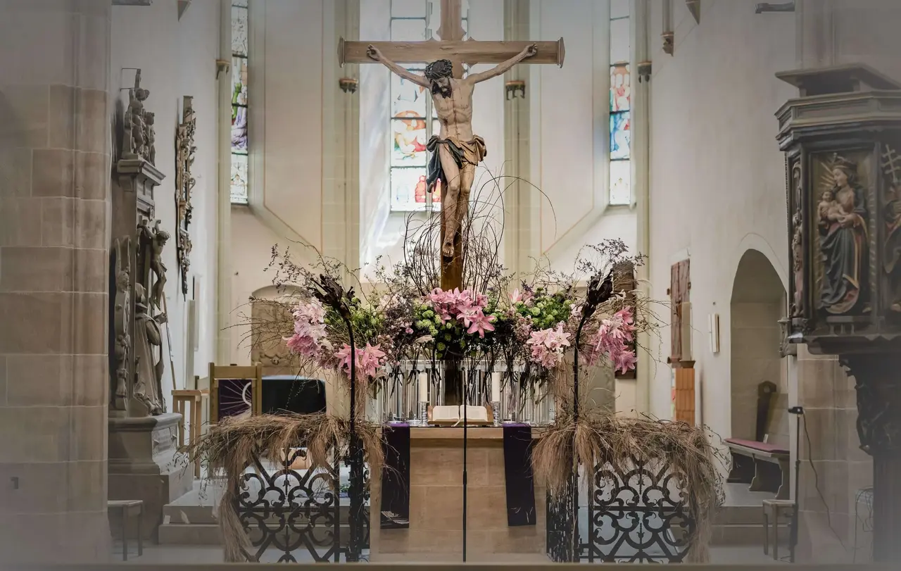 Ein Funke ist übergesprungen: von Sara Stäblers Aktivität als Pfarrerin bei Instagram auf die analoge Welt - und von dort aus wieder zurück. Was ist geschehen?