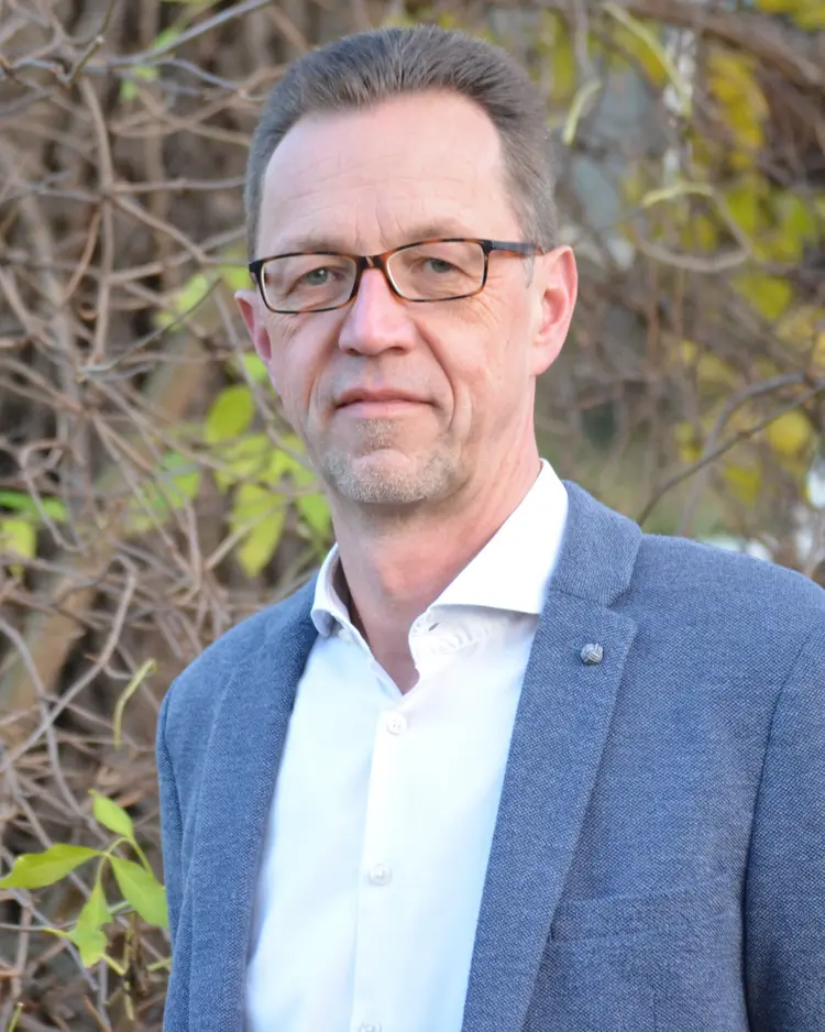 Dr. Ulrich Dreesman, Vorsitzender des Ev. Pfarrvereins in Württemberg Dr. Ulrich Dreesman