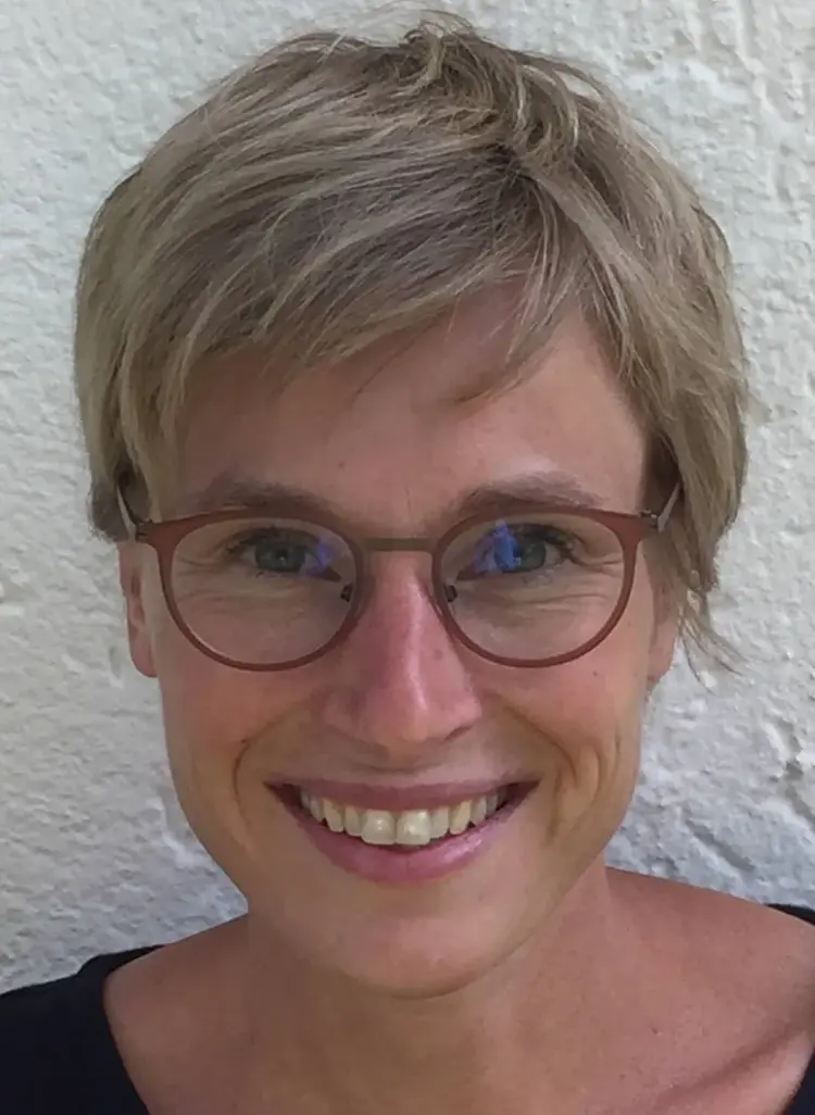 Pfarrerin Dr. Henrike Frey-Anthes, Pfarrerin in Schwäbisch Hall und Referentin der Dekanin im Kirchenbezirk Öhringen. dort unter anderem zuständig für Liturgie und Spiritualität.