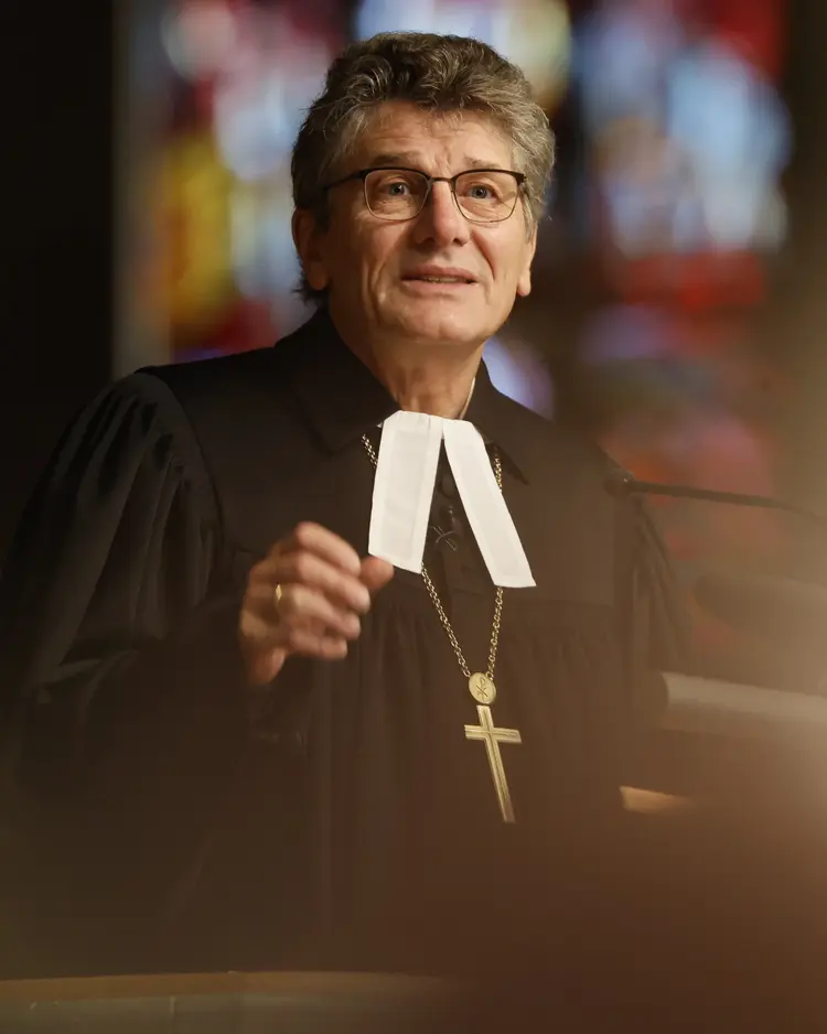 Landesbischof Ernst-Wilhelm Gohl bei seiner Predigt im Eröffnungsgottesdienst zur Herbstsynode 2023