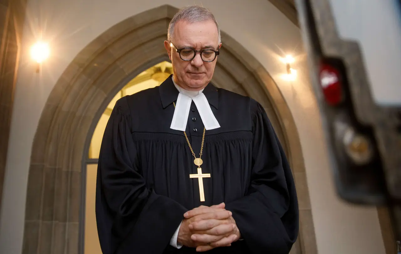 Landesbischof Dr. h. c. Frank Otfried July sprach in seiner Karfreitagspredigt darüber, wie Karfreitag den Kreislauf der Gewalt durchbricht.