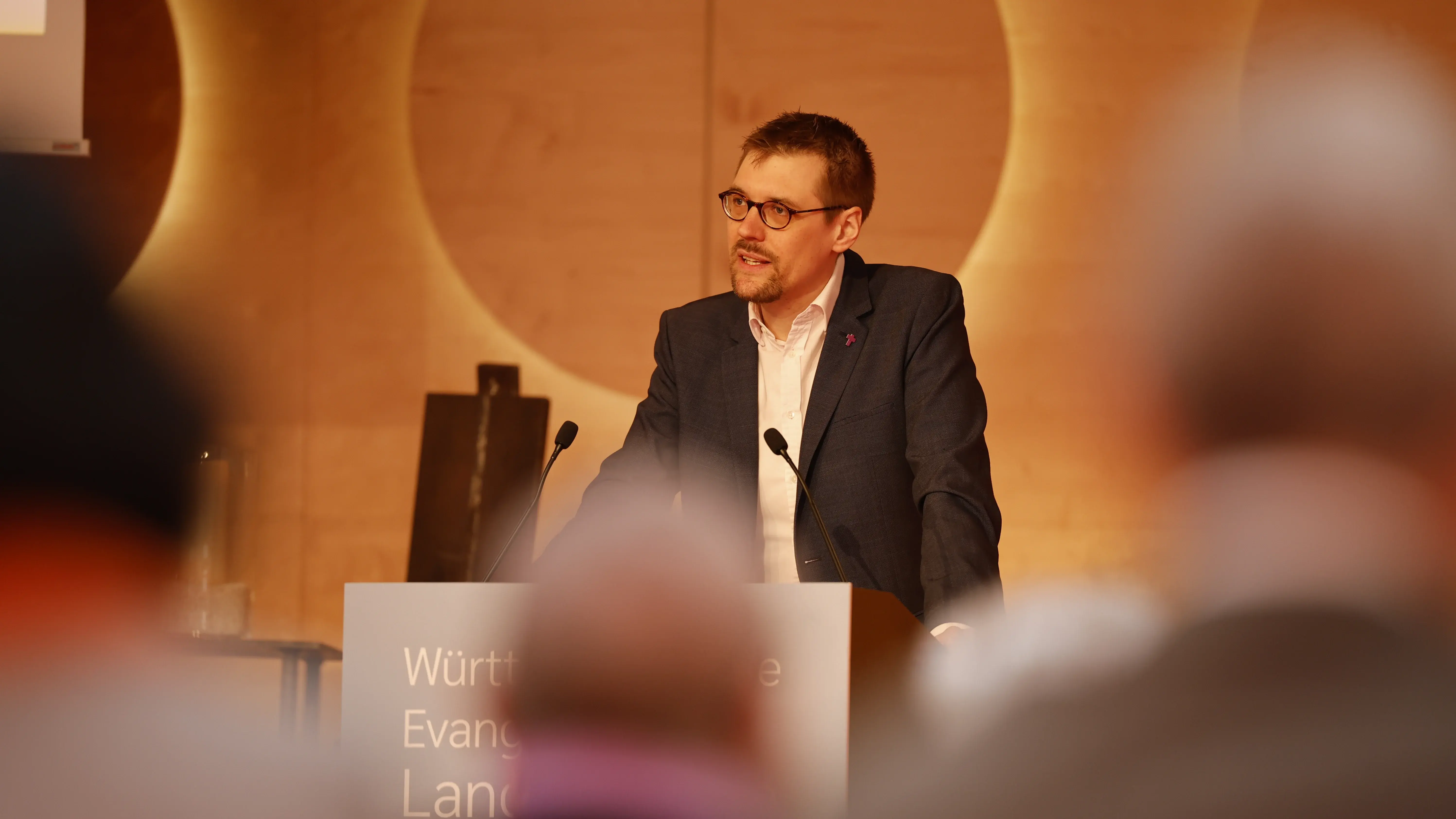 Finanzdezernent Oberkirchenrat Dr. Fabian Peters