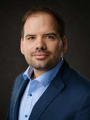 Autor, Podcaster und Pfarrer in Böblingen Fabian Maysenhölder