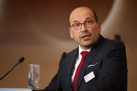 Prof. Dr. Dr. Günter Thomas