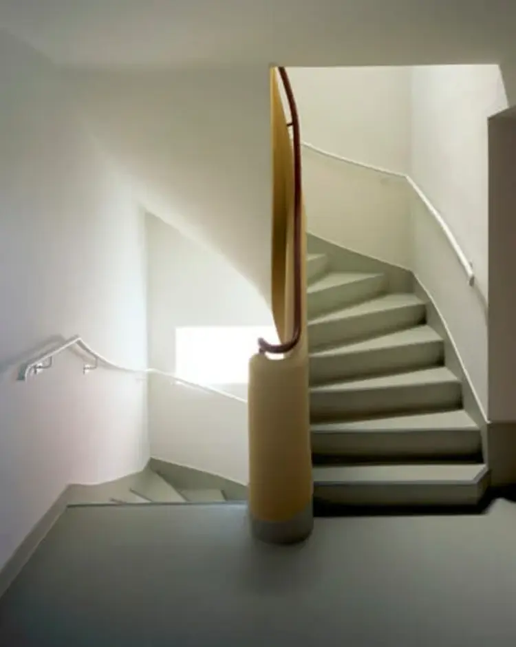 Treppe zu den Gemeinderäumen im Turm