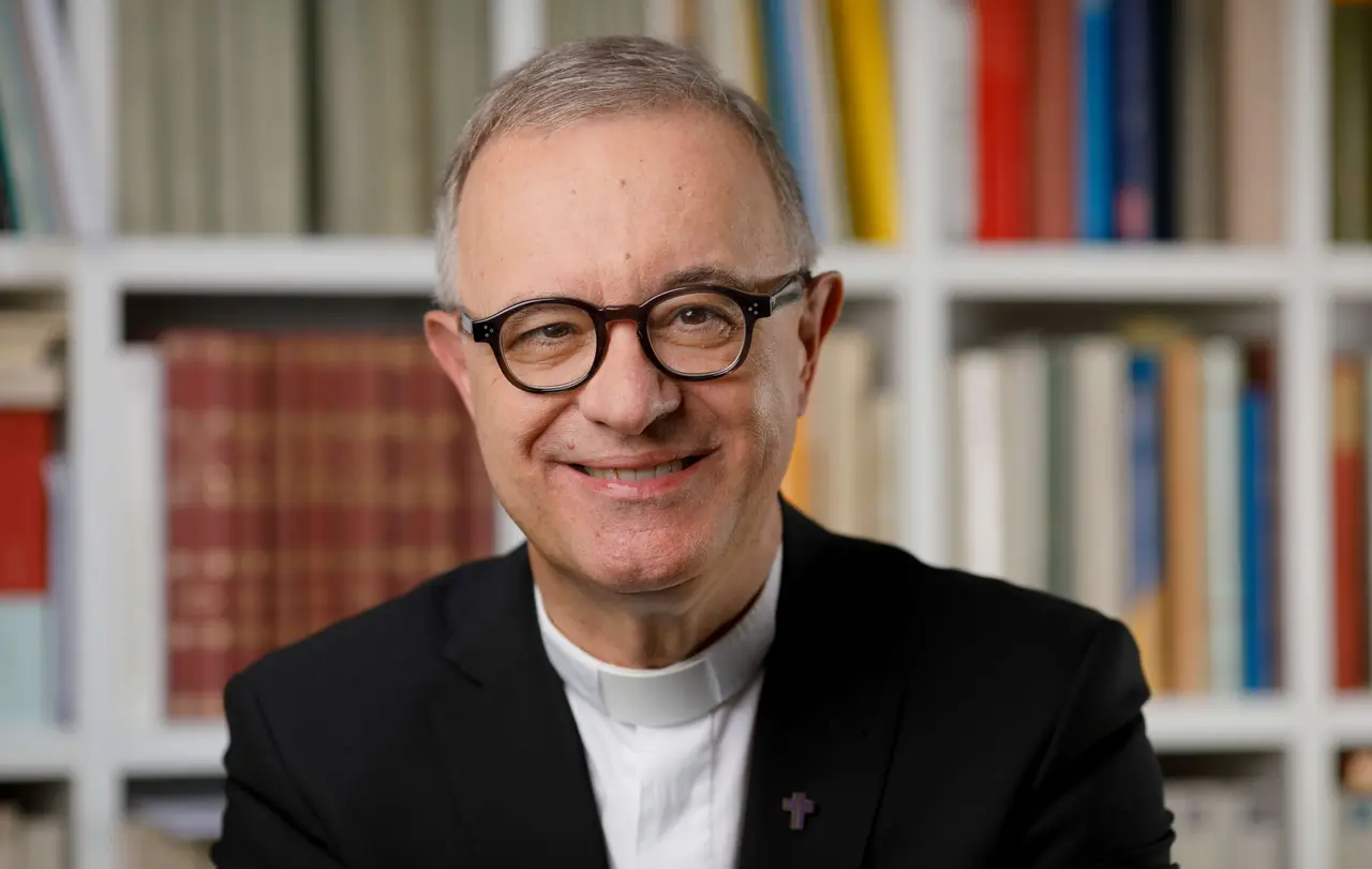 Landesbischof July hat gemeinsam mit badischen Landesbischöfin Heike Springhart eine Pfingsbotschaft verfasst.