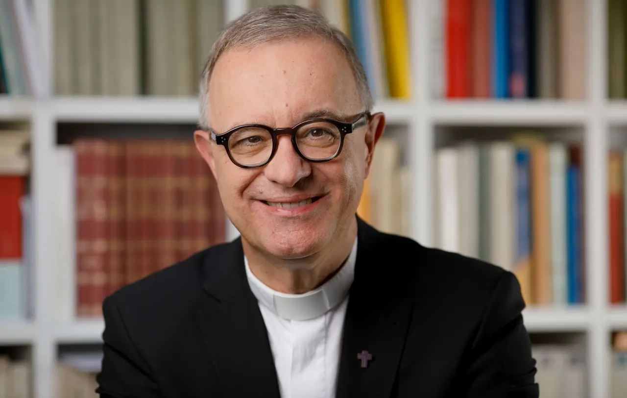 Landesbischof Dr. h. c. Frank Otfried July hat Gäste aus aller Welt zur ersten ökumenischen Viste nach Württemberg eingeladen.