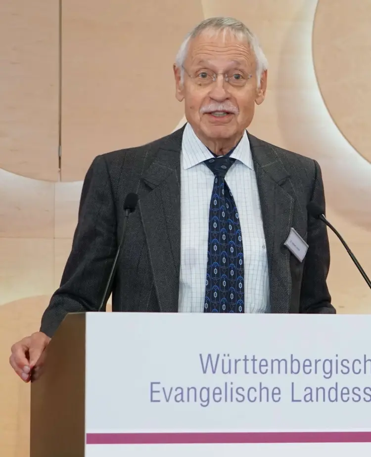 Professor Dr. Herbert Lindner von der Augustana-Hochschule in Neuendettelsau