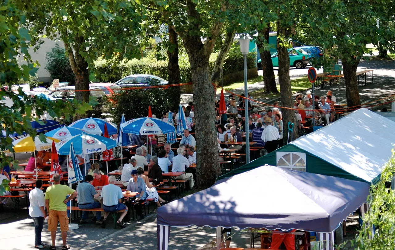 Kirche und Diakonie haben die Zugezogenen eines neuen Quartiers in Esslingen-Weil mit einem Willkommensfest und Besuchen an der Haustür begrüßt.
