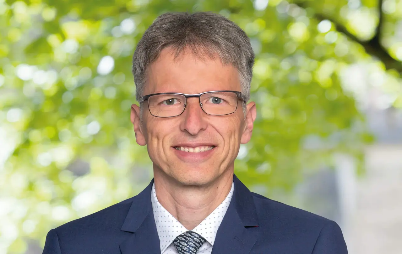 Für den Gesprächskreis Lebendige Gemeinde sprach Dekan Gunter Seibold.