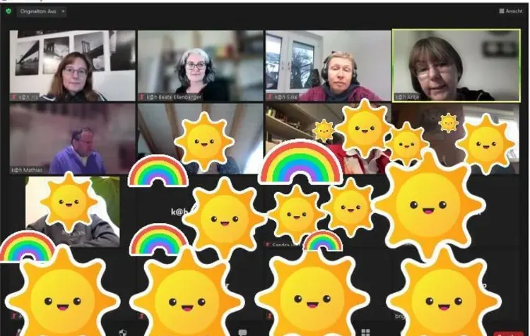 Für Kirche@home verschickt das Team vorab einen Link für das Video-Meeting. (Pfarrerin Beate Ellenberger zweite v.l., obere Reihe)