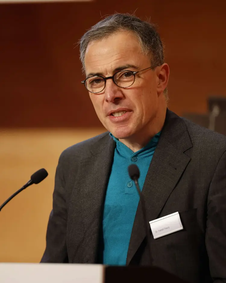 Dr. Harald Haury