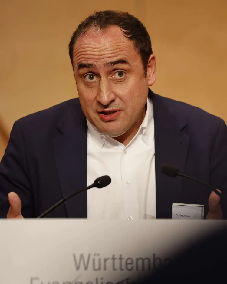 Dr. Jörg Antoine