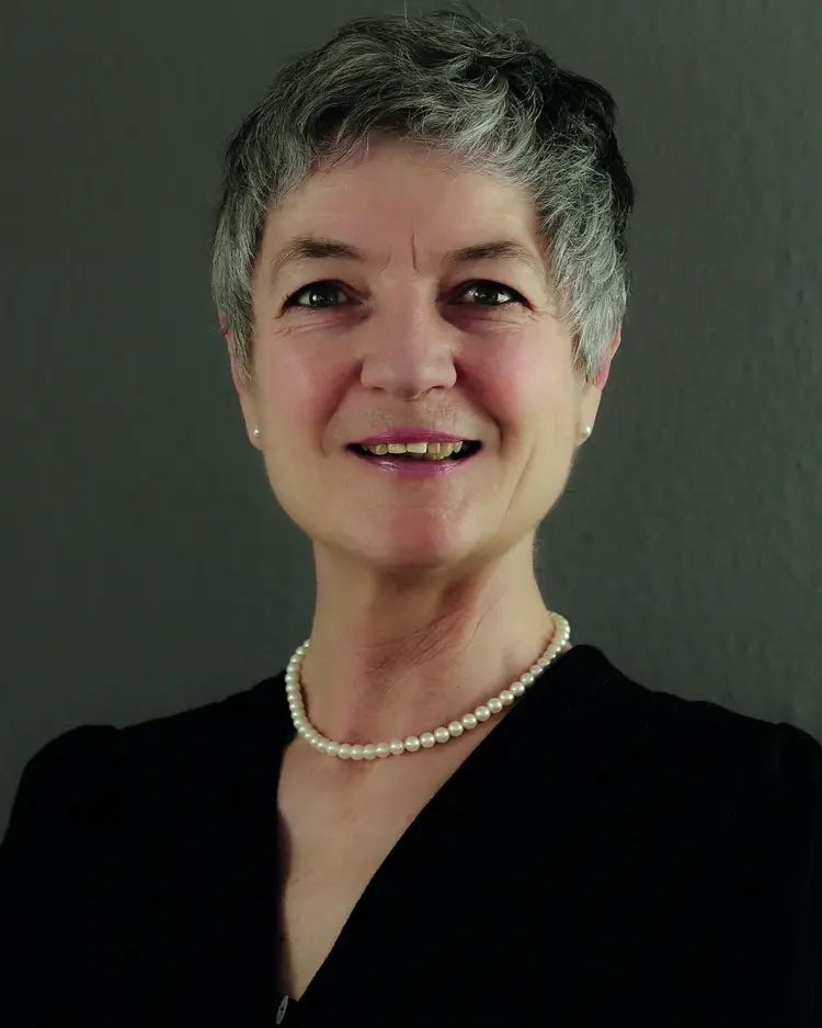 Oberkirchenrätin Carmen Rivuzumwami