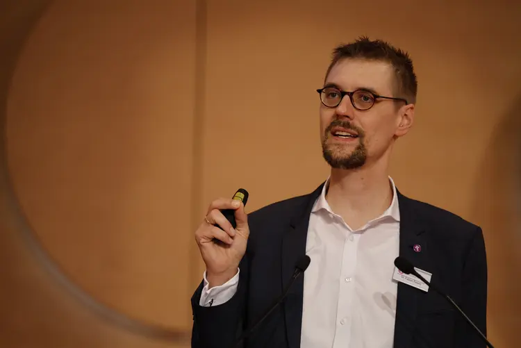Herbsttagung der württembergischen evangelischen Landessynode im Hospitalhof.